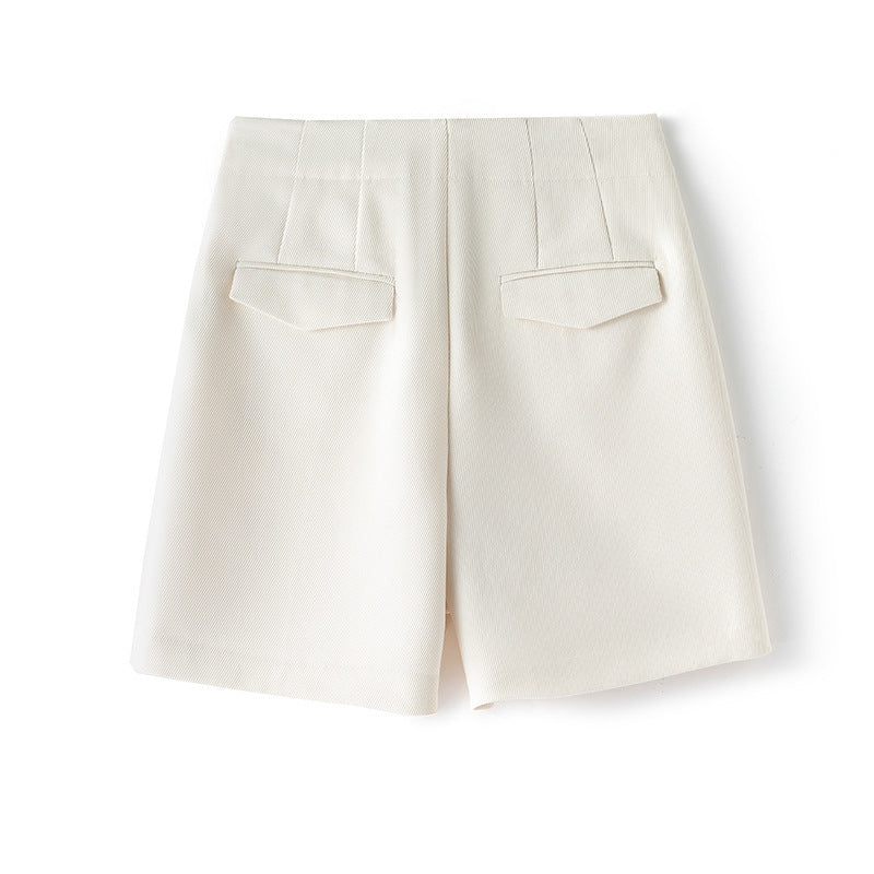 Shorts plissés taille haute ajustés pour femmes Chic und Stil