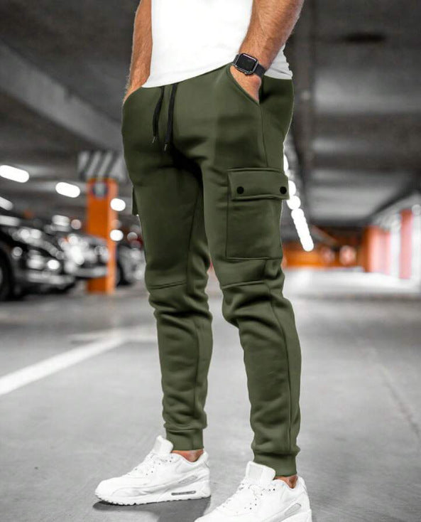 Cargo sweatpants for men with versatile pockets and modern cut Chic and Style