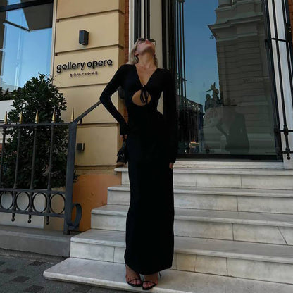Robe maxi pour femmes avec décolleté plongeant et découpe raffinée Chic und Stil