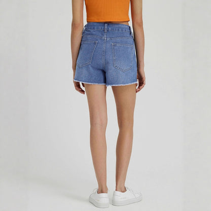 Shorts en denim détruit pour femmes avec ourlet effiloché Chic und Stil