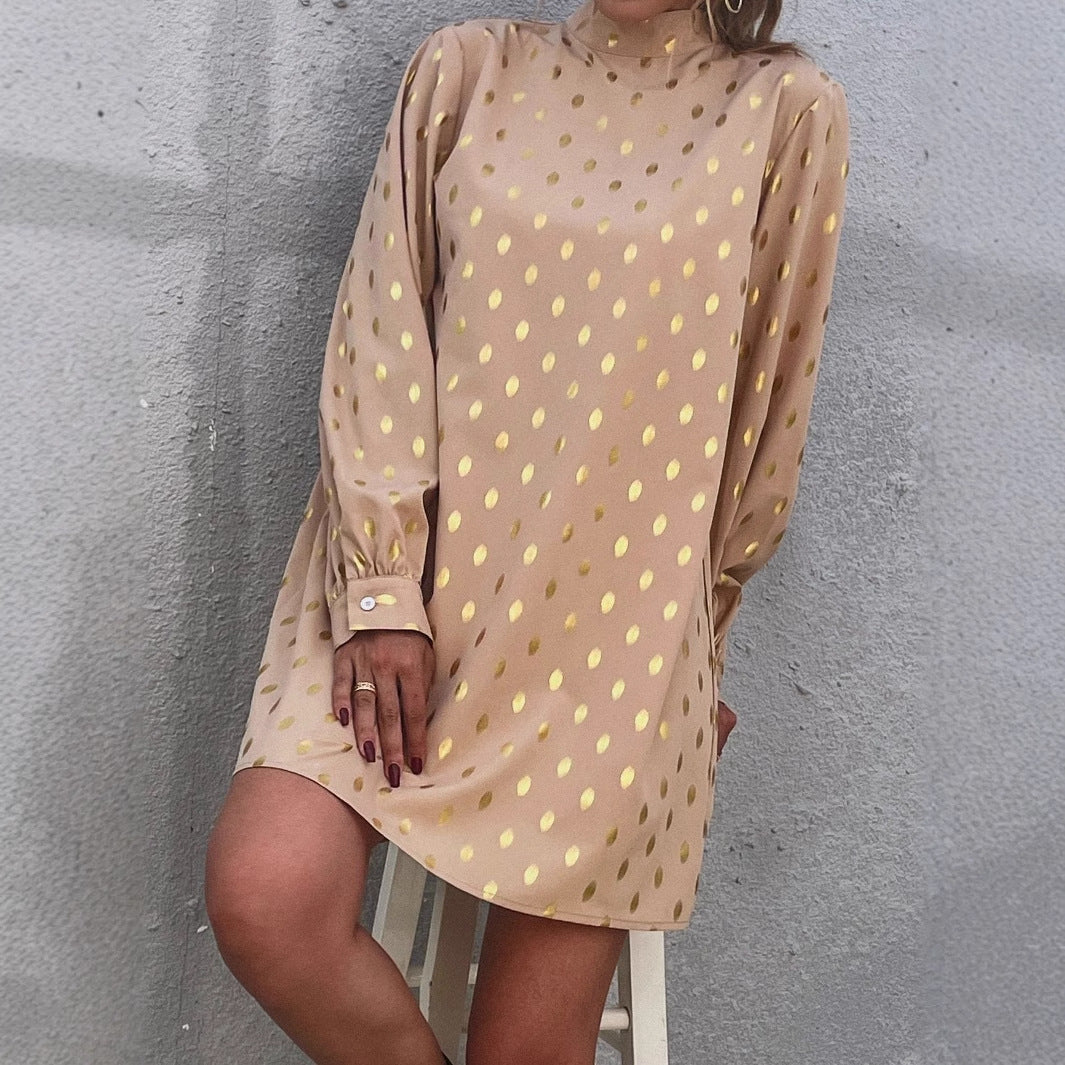 Robes chemises élégantes pour femmes avec accents métalliques et ceinture à la taille Chic und Stil