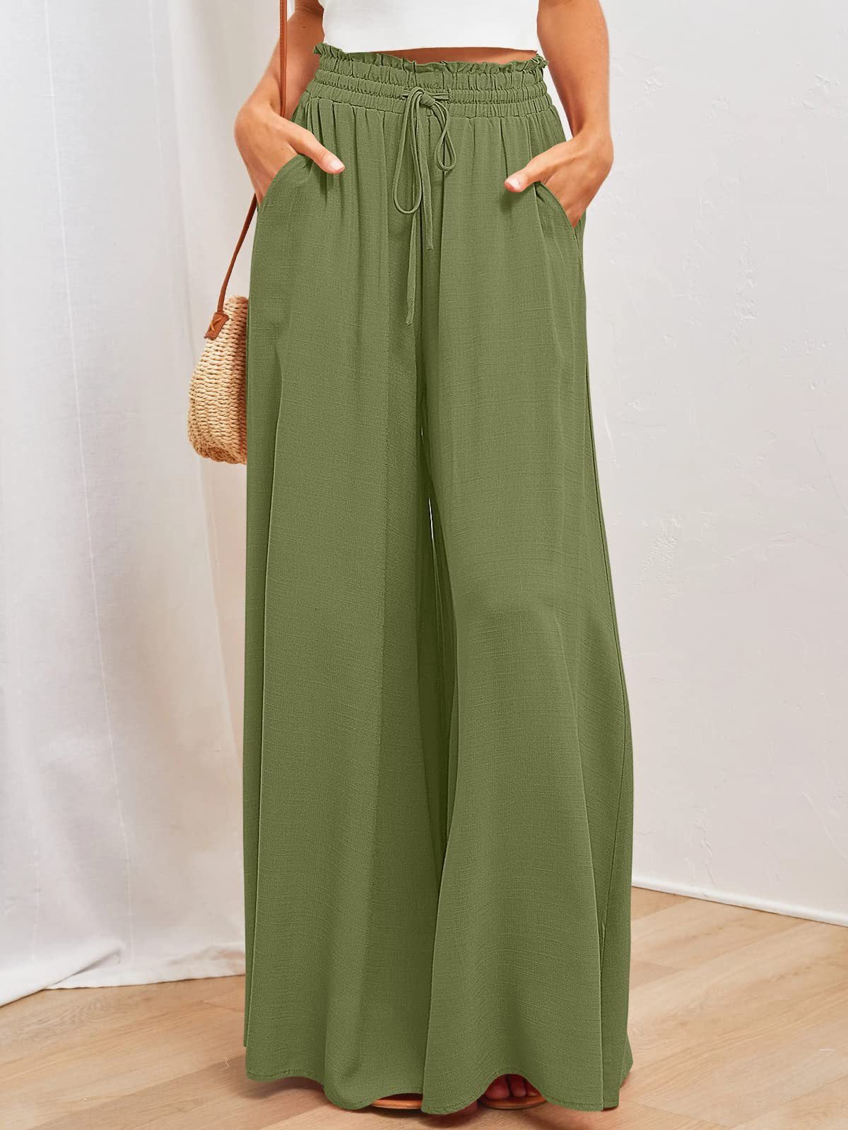 Wide Palazzo pants for women with elastic waist and practical side pockets Chic and Style