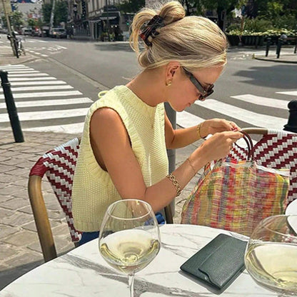 Pull en tricot à la mode pour femmes avec dos ouvert et détails de lacets Chic und Stil