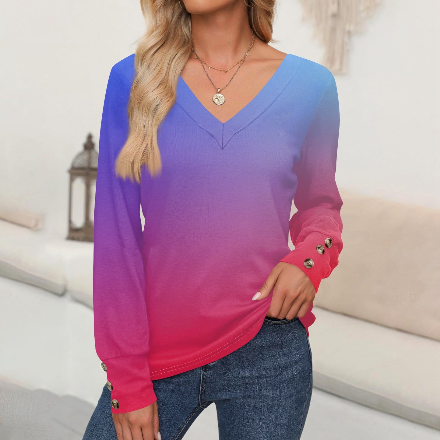 Chemise à manches longues pour femmes à col en V avec dégradé de couleurs tendance et élégants détails en bouton Chic und Stil