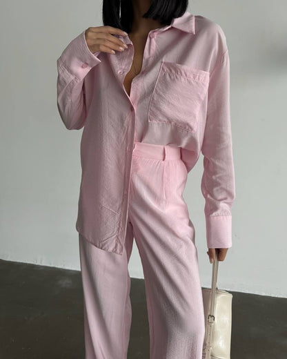 Chemisier en soie à manches longues pour femmes avec une texture fine Chic und Stil