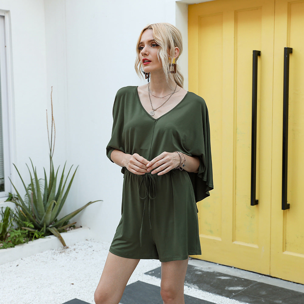 Combinaison femme avec coupe oversize et cordon de taille ajustable Chic und Stil