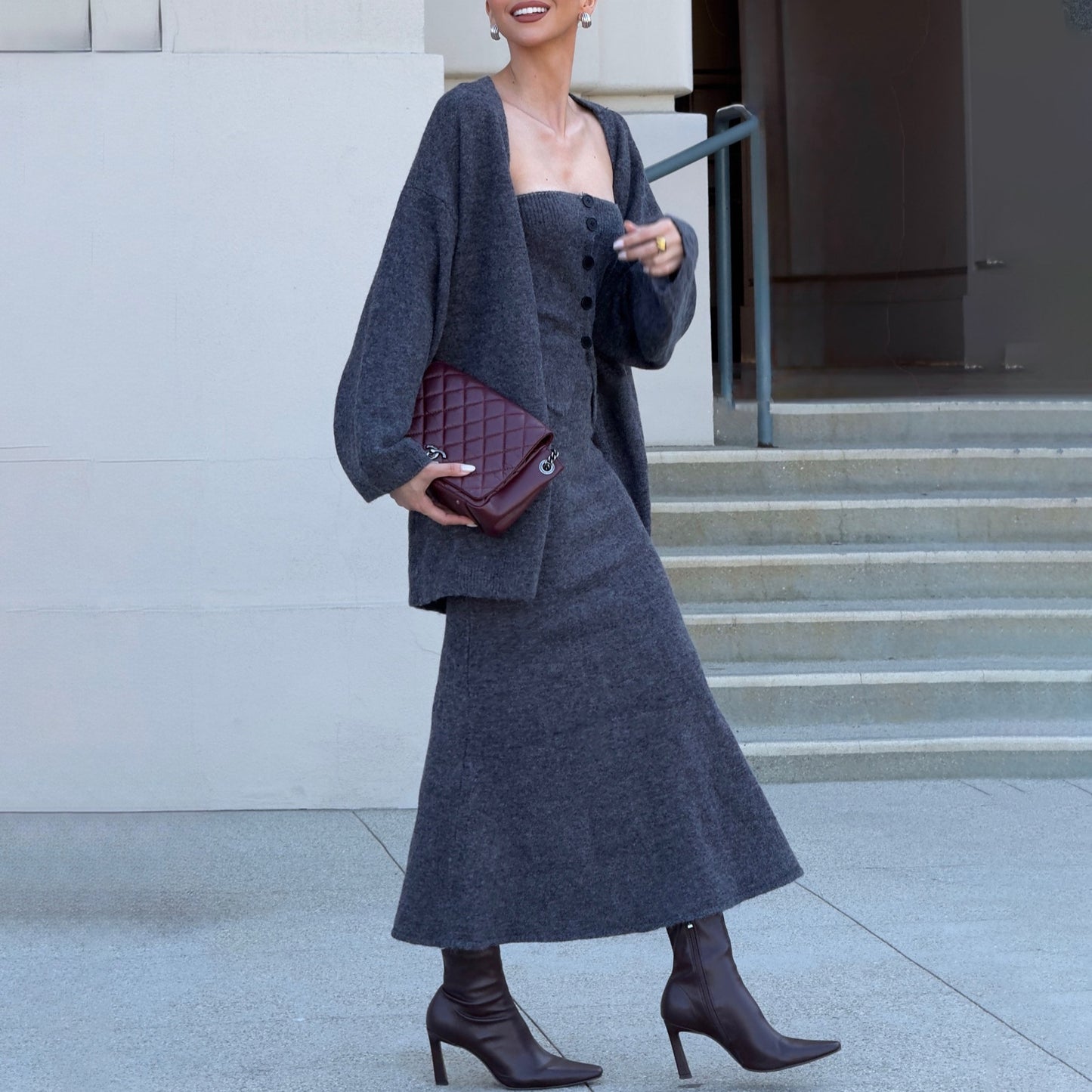 Robe en tricot pour femmes dans un ensemble élégant avec cardigan oversize Chic und Stil