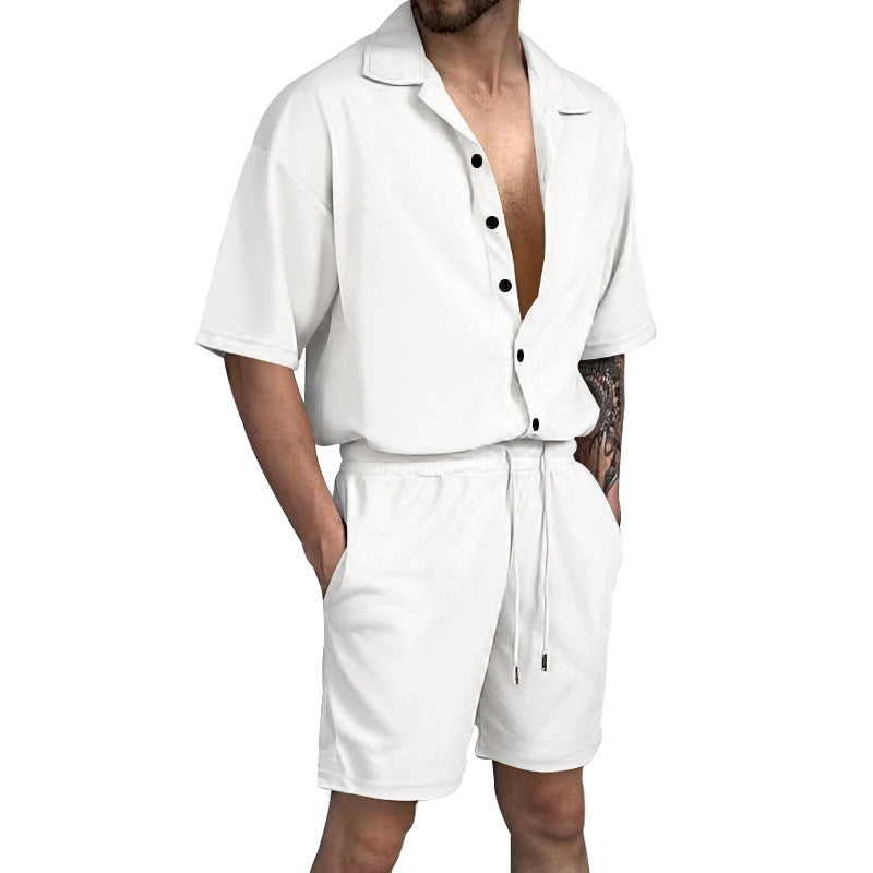 Ensemble de chemise à manches courtes décontractée et de shorts pour hommes avec taille élastique et poches pratiques Chic und Stil