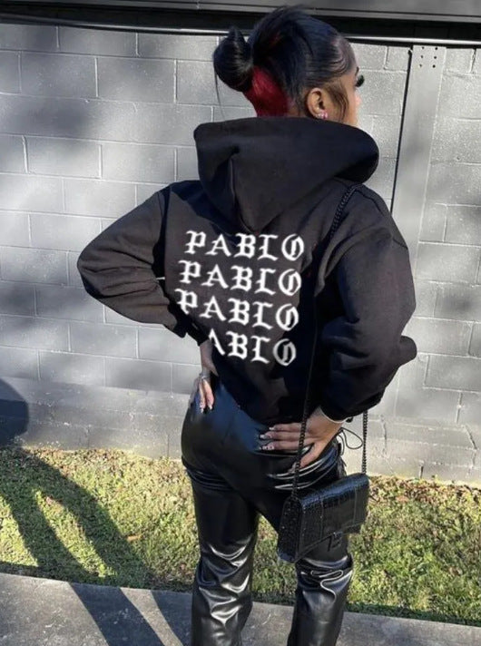 Pull à capuche pour femmes avec déclaration graphique Chic und Stil