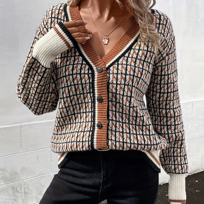 Dames cardigan à la mode avec décolleté en V et motif de mailles structuré Chic und Stil