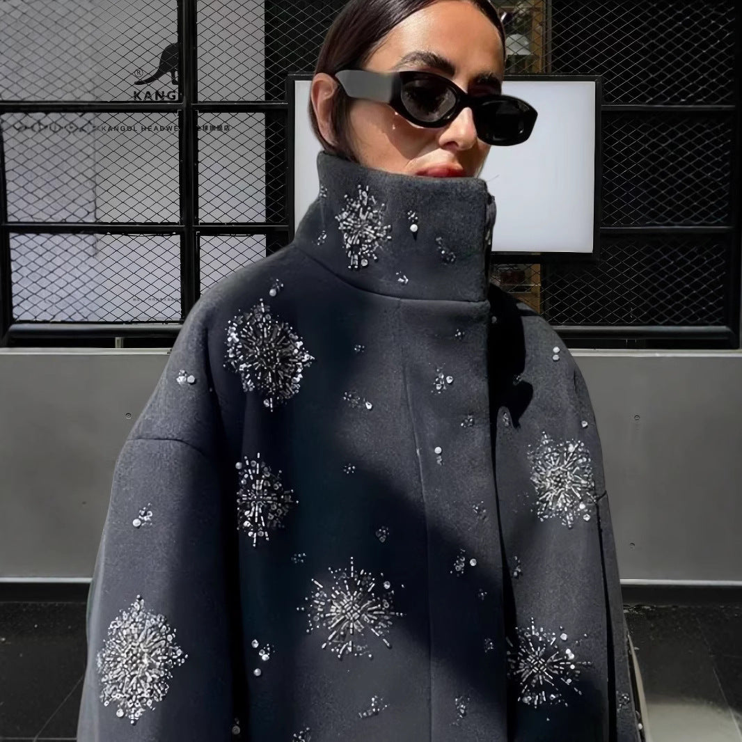 Dame Veste oversize tendance avec des appliqués scintillants Chic und Stil