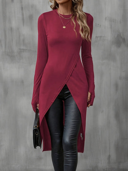 Asymmetrical long t-shirt for women with an elegant draped effect Chic und Stil