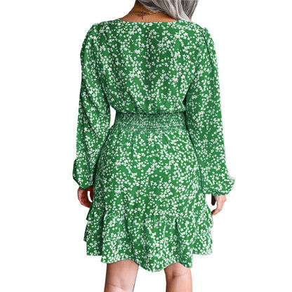 Robe floral romantique pour femme avec décolleté en V et détails en volants Chic und Stil