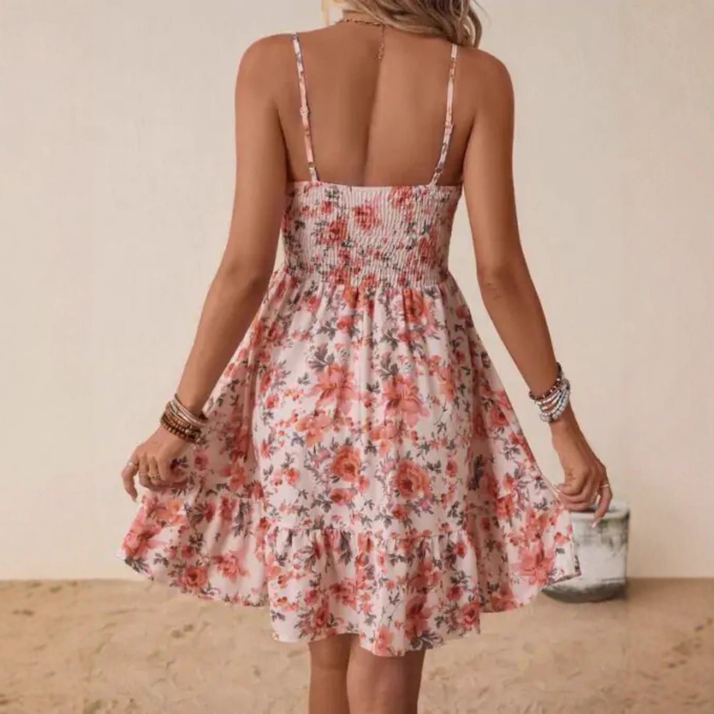 Robe d'été florale pour femmes avec jupe en A et bretelles spaghetti Chic und Stil