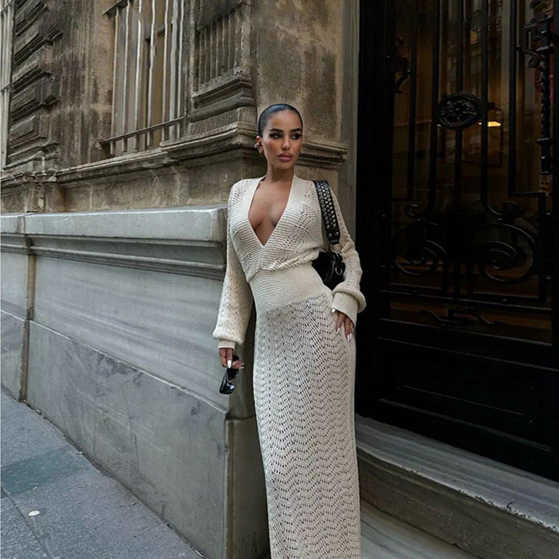 Robe maxi élégante en crochet pour femmes avec décolleté en V profond et design côtelé Chic und Stil
