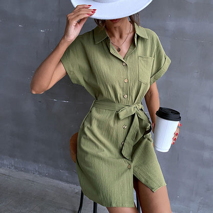 Robe chemise à boutonnière pour femmes avec ceinture à nouer Chic und Stil