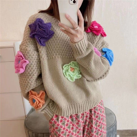Femme Pull en tricot ludique avec des applications florales Chic und Stil
