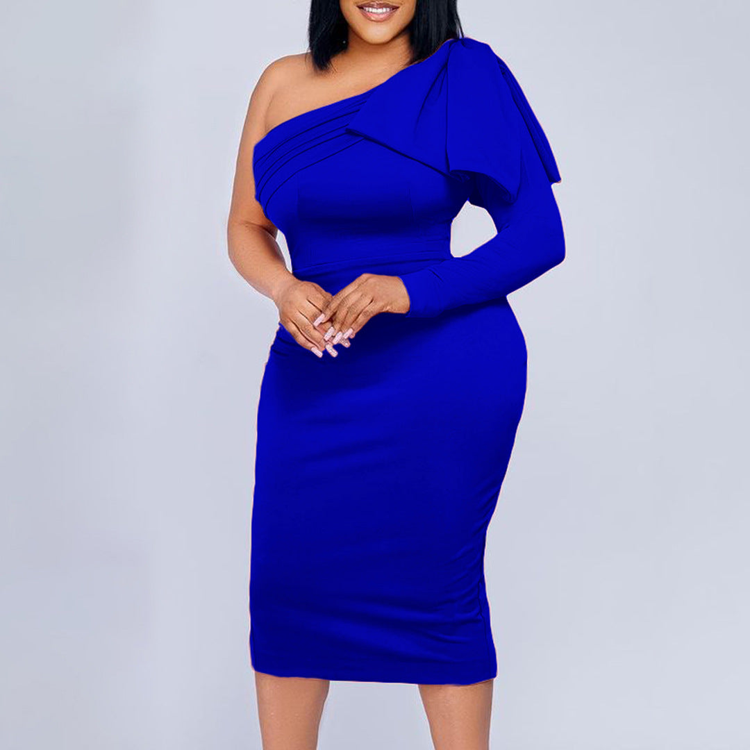 Robe asymétrique pour femmes ajustée avec drapés Chic und Stil