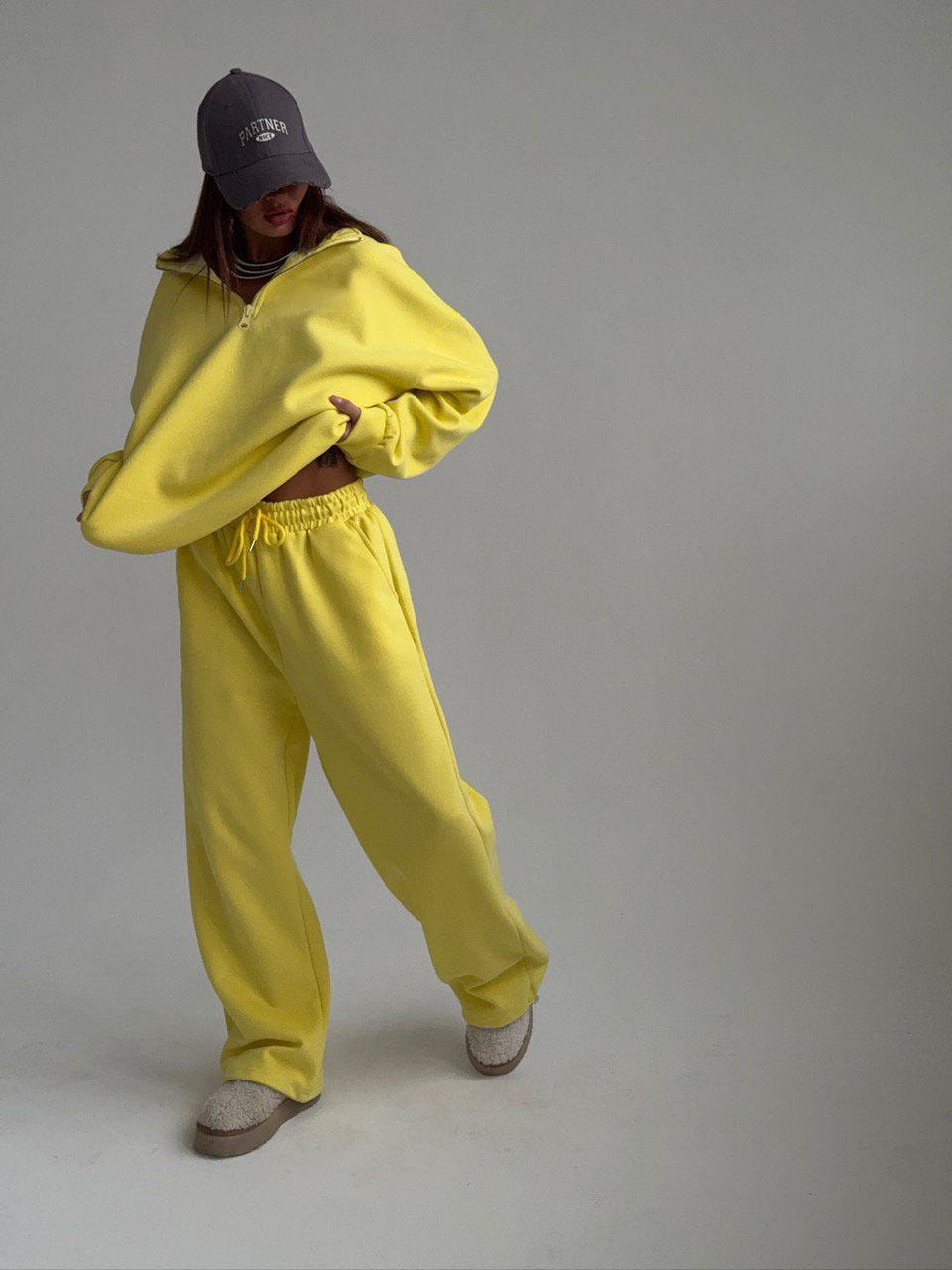 Yellow / Size: Polyester