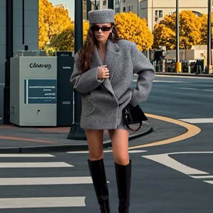 Dames Blazer tendance à enfiler en mélange de laine avec détail en forme de cœur Chic und Stil