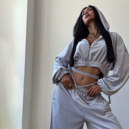 Casual tracksuit for women with hooded top and wide-leg pants Chic and Style