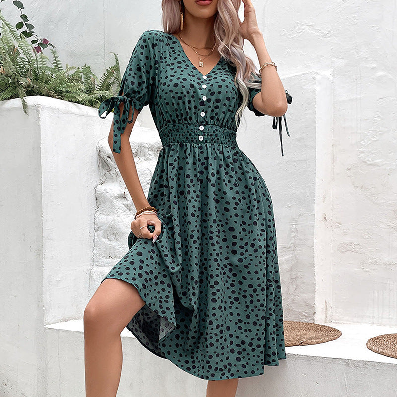 Robe à pois à manches courtes pour femmes Chic und Stil