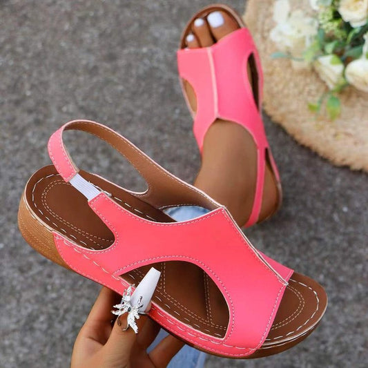 Sandales confortables pour femmes avec design à sangle ajustable et semelle anatomique Chic und Stil