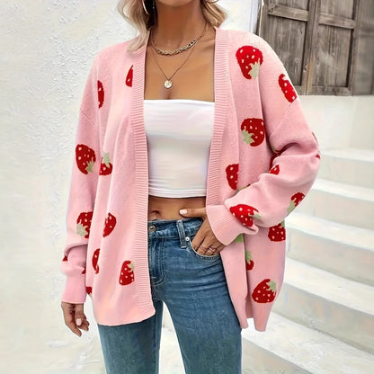 Veste tricotée pour femmes avec un motif de fraises joyeux et un matériau doux Chic und Stil