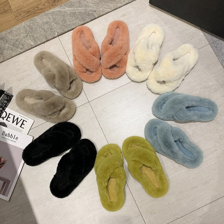 Women soft slippers with reversed straps and ergonomic sole Chic and Style