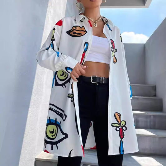 Blouse à carreaux tendance pour femmes avec un design graphique coloré Chic und Stil