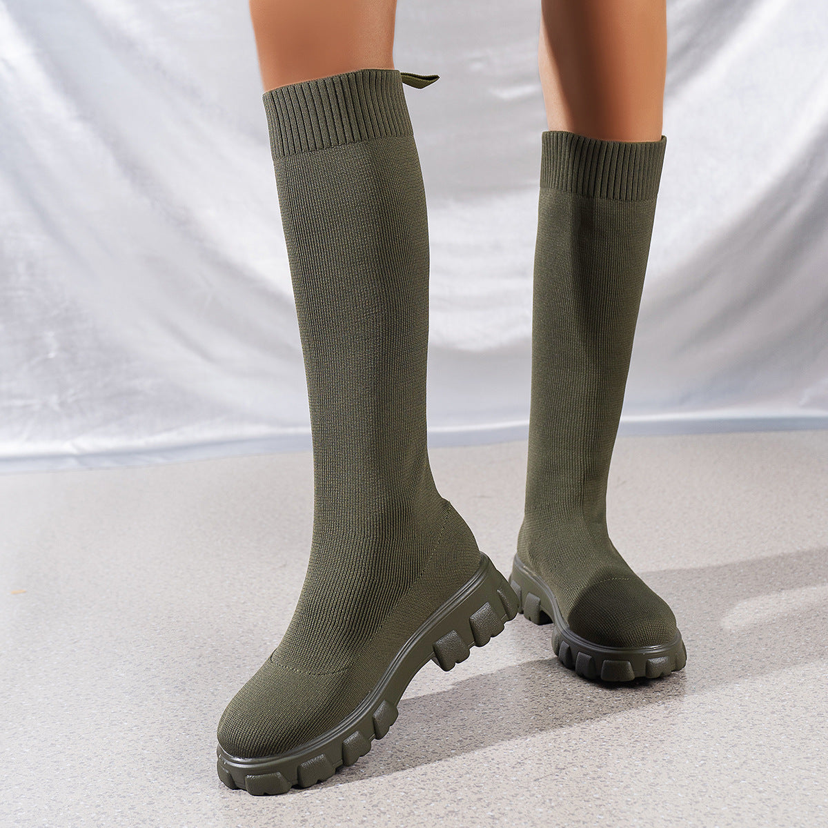 Bottes en tricot hautes pour femmes avec semelle profilée antidérapante et tige élastique Chic und Stil