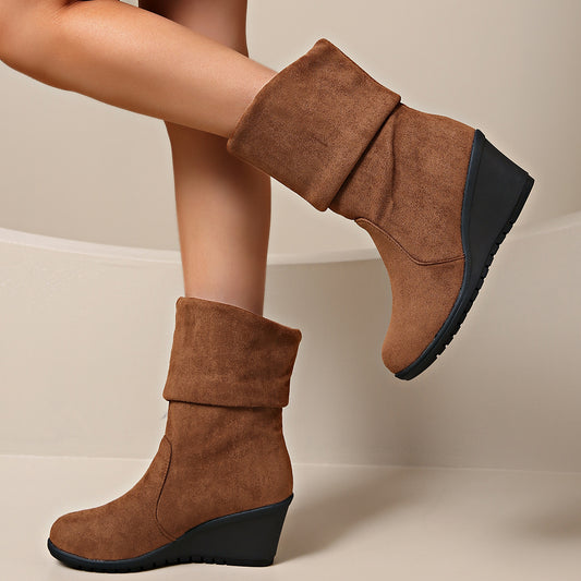 Bottines à talons compensés pour femmes en suede doux Chic und Stil