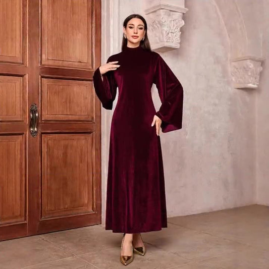 Robe maxi cintrée pour femmes en velours luxueux avec des manches volumineuses Chic und Stil