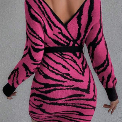 Robe en tricot pour femmes avec le motif zèbre tendance Chic und Stil