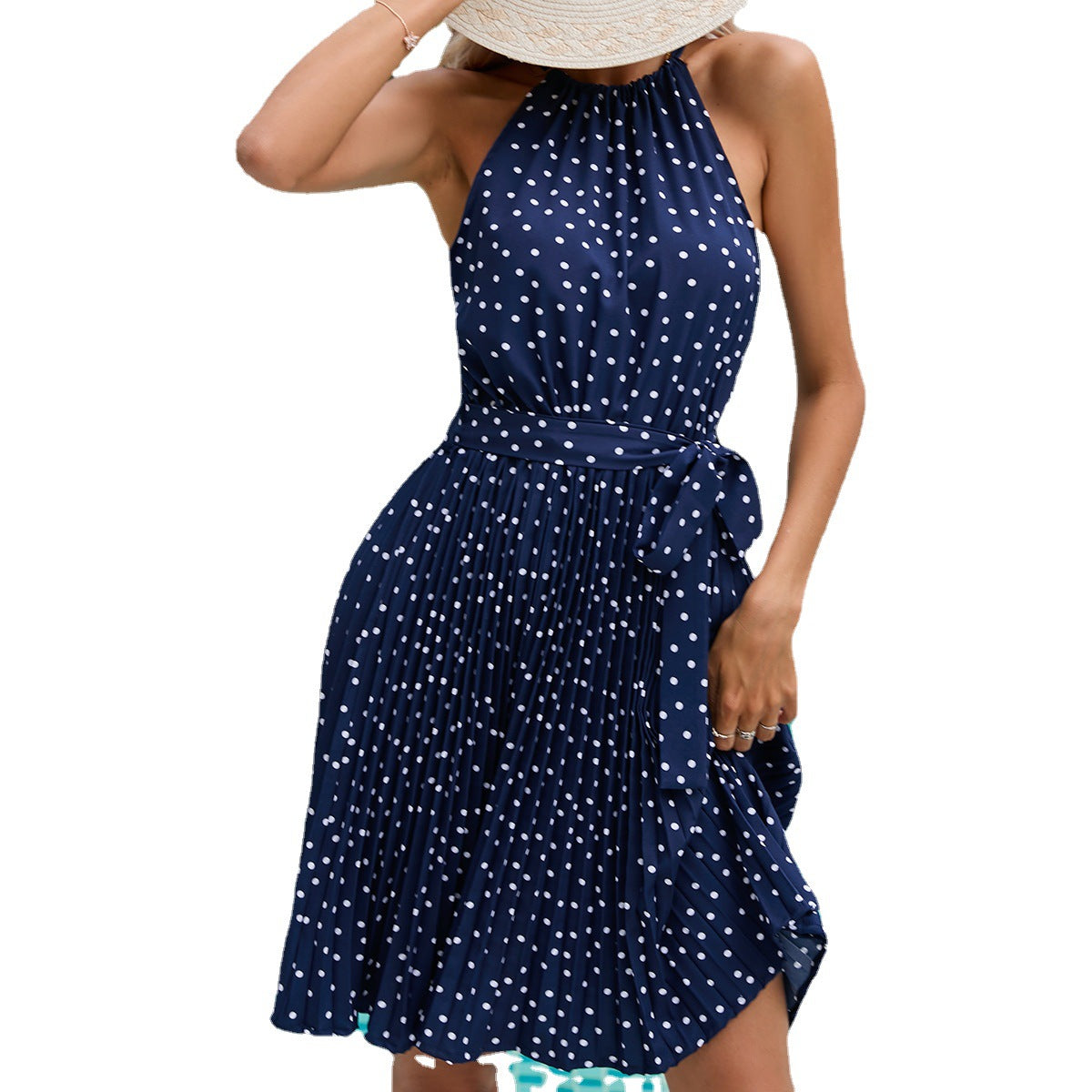 Robe A-ligne à dos nu plissée Chic und Stil pour dames