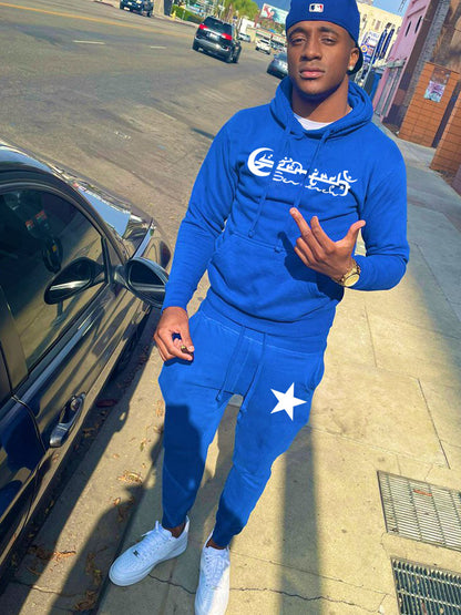 Hoodie and jogging pants set for men with a stylish star pattern Chic und Stil
