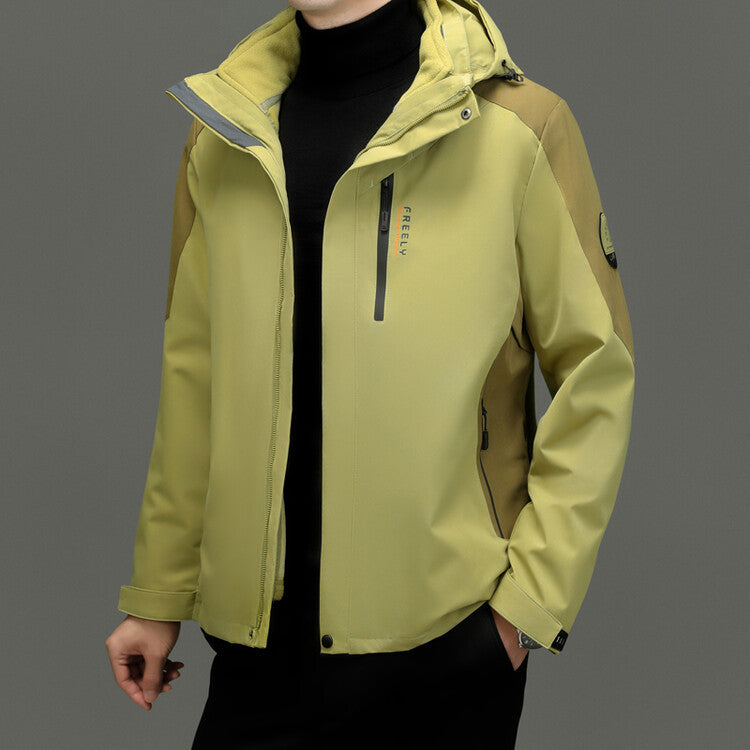 Functional jacket for men with innovative water-repellent properties Chic and Style