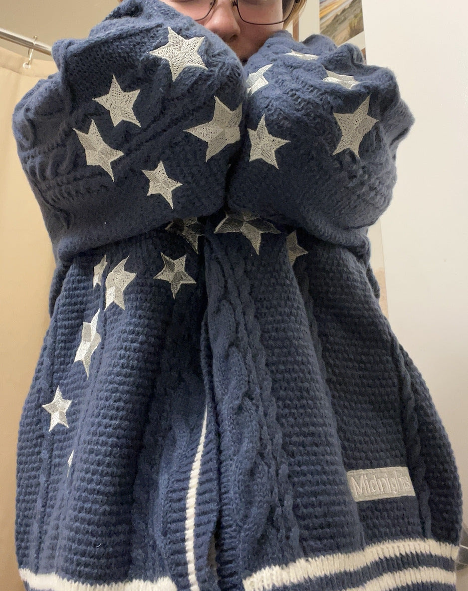 Dames grosse tricot cardigan avec détails en étoiles et boutons décoratifs Chic und Stil