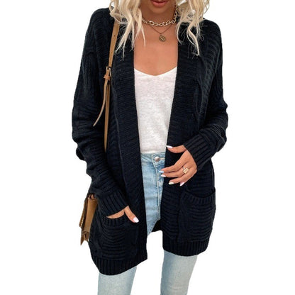 Cardigan en tricot pour femmes avec poches et surface texturée Chic und Stil