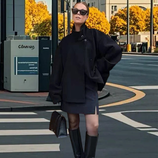 Ladies casual wool jacket with high collar and button closure Chic und Stil