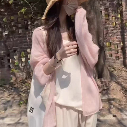 Dames cardigan moelleux avec coupe décontractée et manches douces Chic und Stil