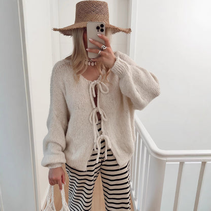 Dames gros tricot veste avec cordon de serrage et coupe décontractée Chic und Stil