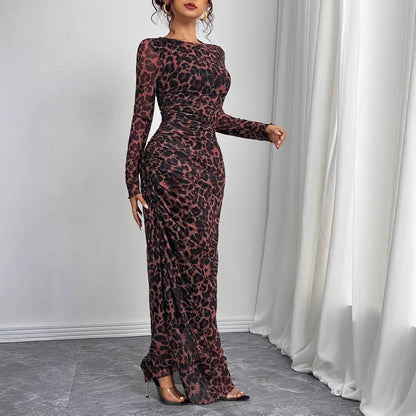 Robe maxi pour femmes avec motif léopard et coupe flatteuse Chic und Stil