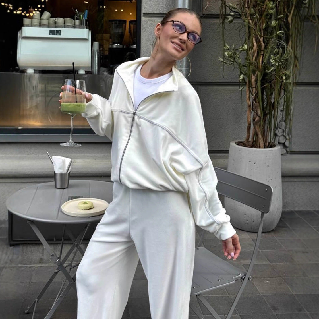 Chic and Style women's sporty velour lounge set with full zip and wide pants