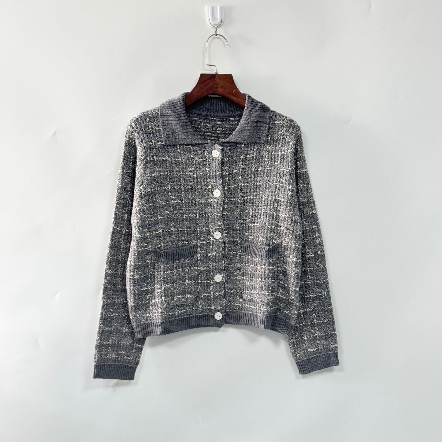 Dames cardigan en tricot tendance avec design de poche pratique Chic und Stil