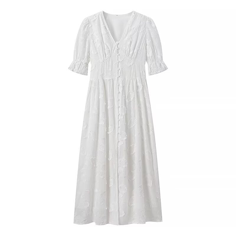 Robe maxi femme avec design de broderie florale et élégantes manches bouffantes Chic und Stil