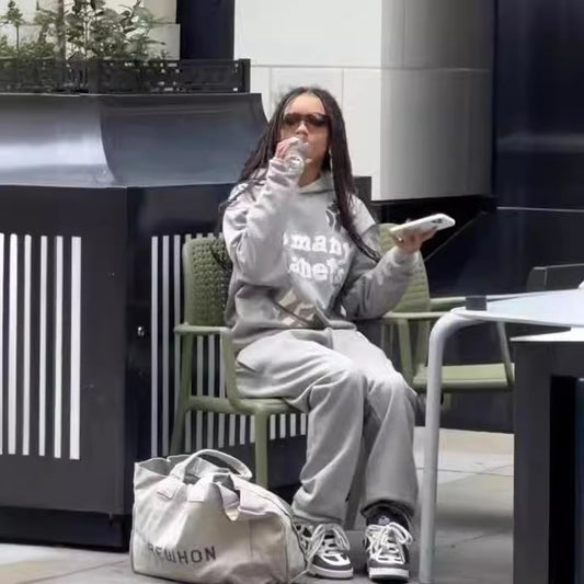 Dames Hoodie avec design intergalactique Chic und Stil