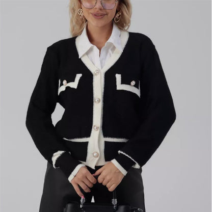 Dames cardigan à la mode avec des boutons en nacre Chic und Stil