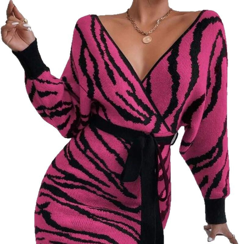 Robe en tricot pour femmes avec le motif zèbre tendance Chic und Stil