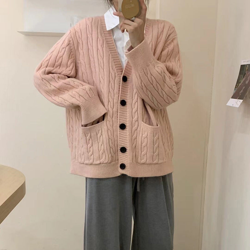 Dames gilet en gros tricot avec motif en trèfle et poches pratiques Chic und Stil